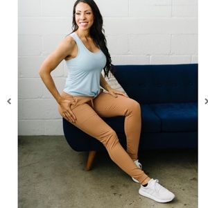 Zyia Ascend Camel Joggers